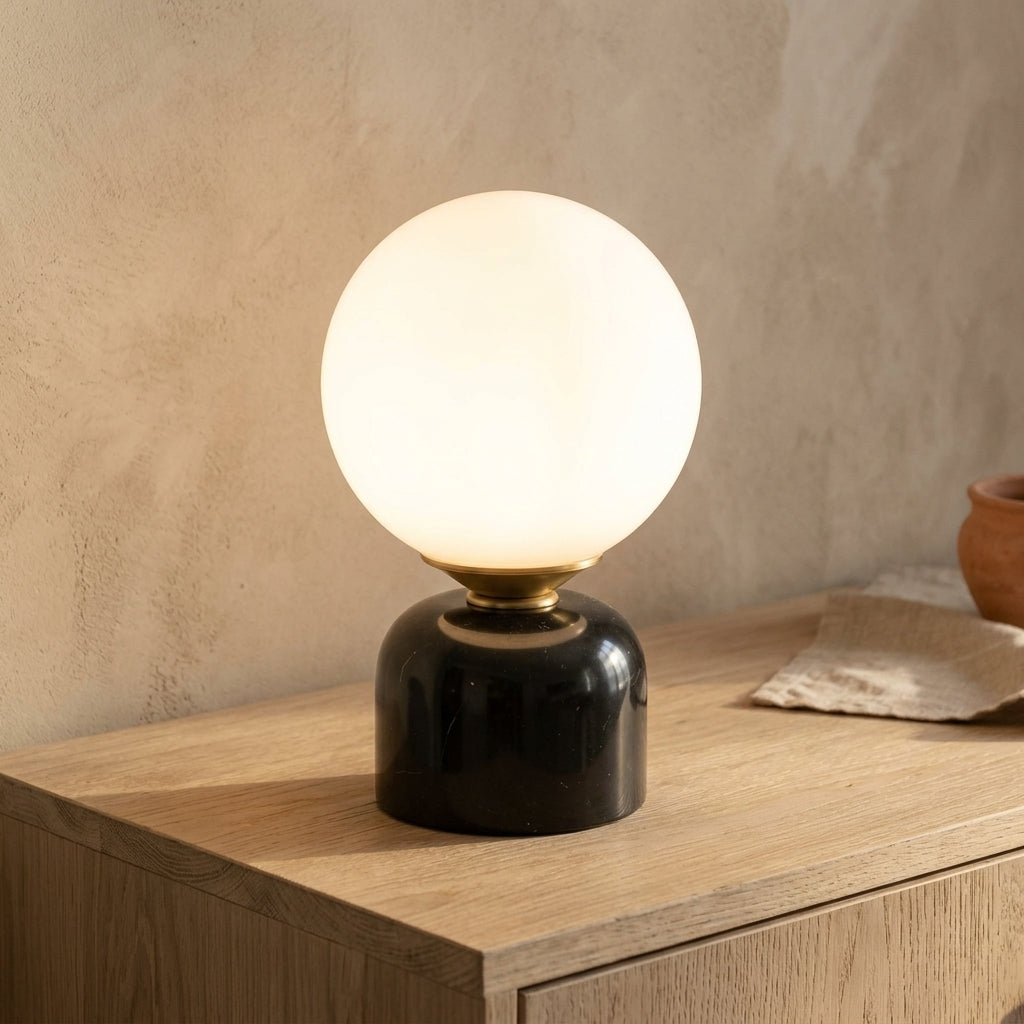 Lámpara de mesa baja de mármol y cristal Marmo – detalle