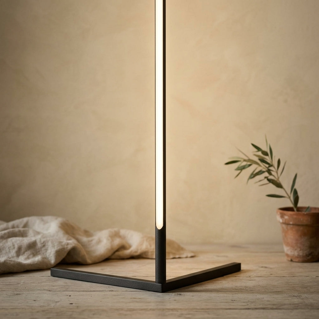 Lámpara de pie LED vertical minimalista Aura – detalle