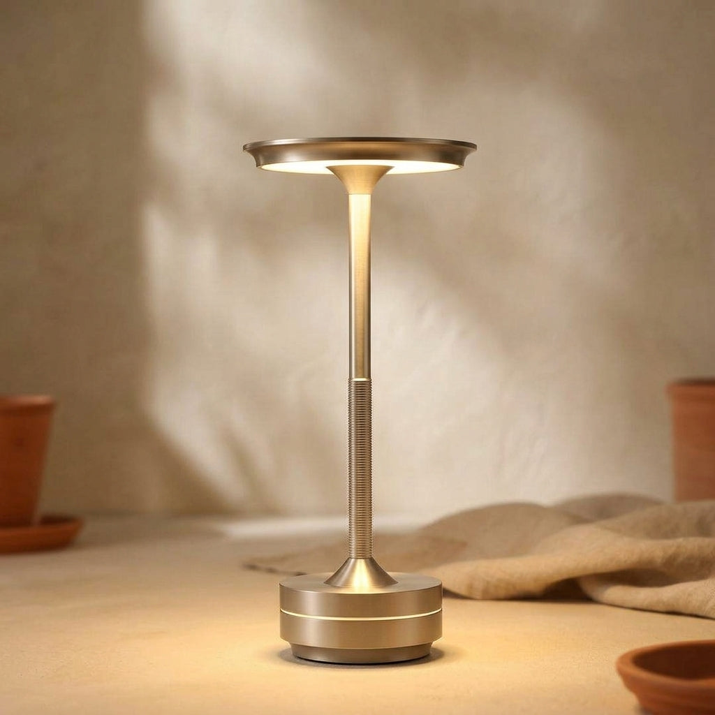 Lámpara de mesa regulable táctil de aluminio Faro – detalle