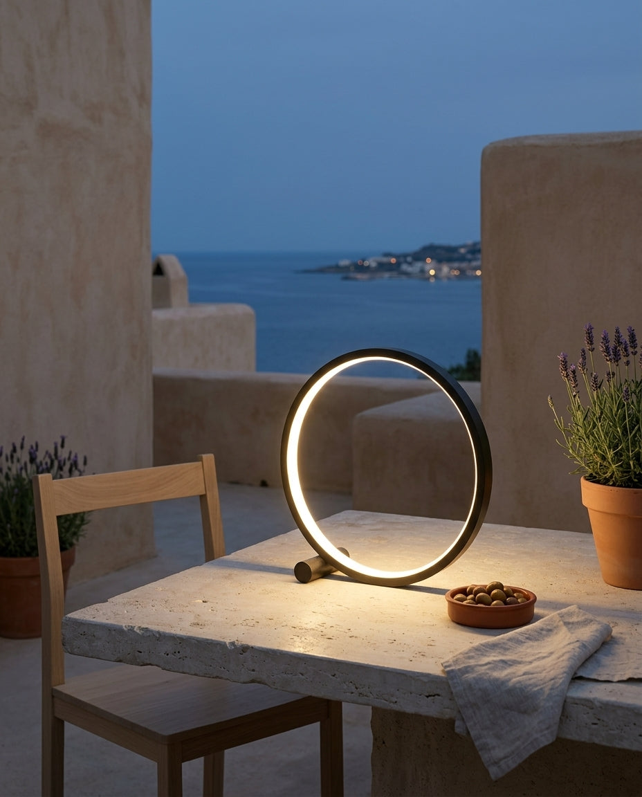 Lámpara de mesa LED recargable táctil en forma de aro Aro – terraza