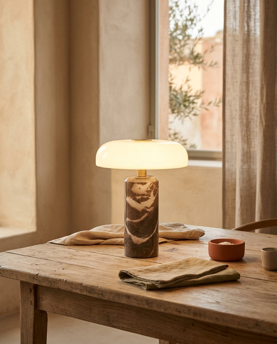 Lámpara de mesa portátil de mármol con luz regulable Menhir – mesa